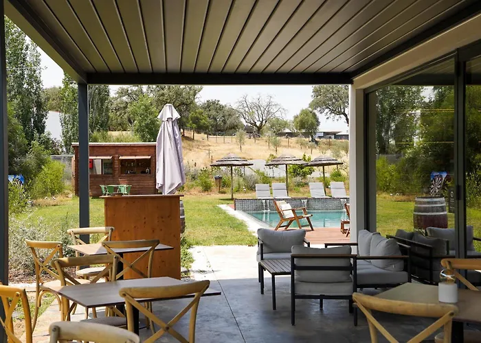 Quinta Da Amendoeira - Evora - The Farmhouse